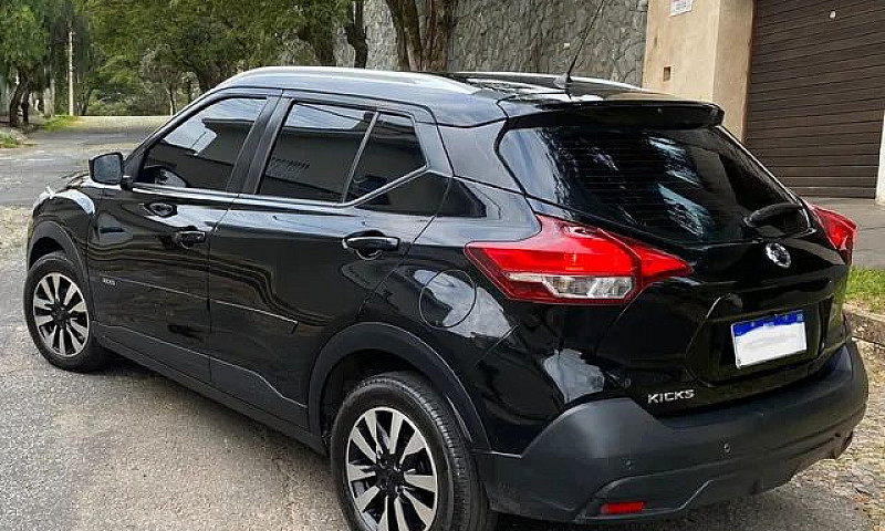 Nissan Kicks S Direc...