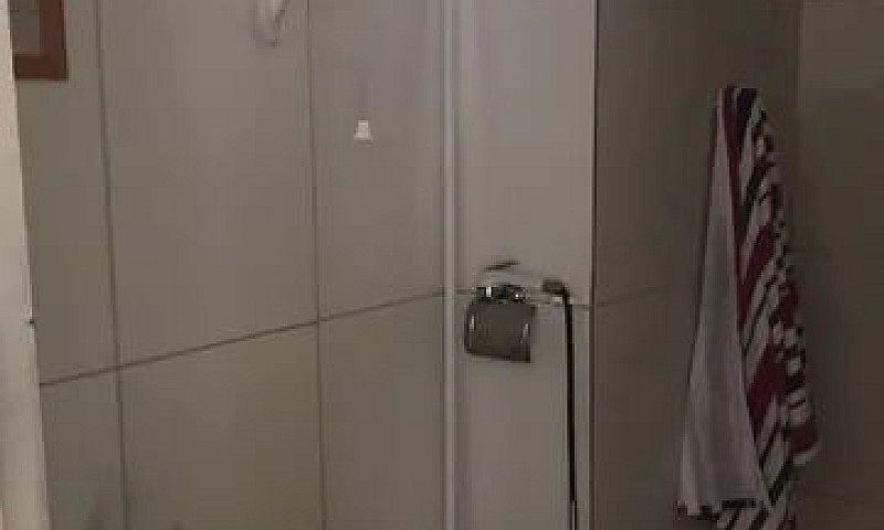 Kitnet Pequena Simpl...