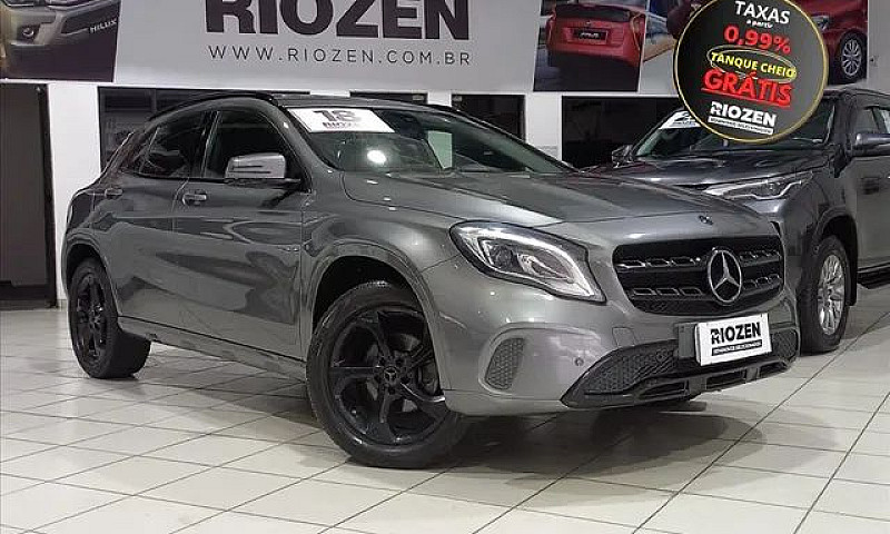 Mercedes-Benz Gla 20...