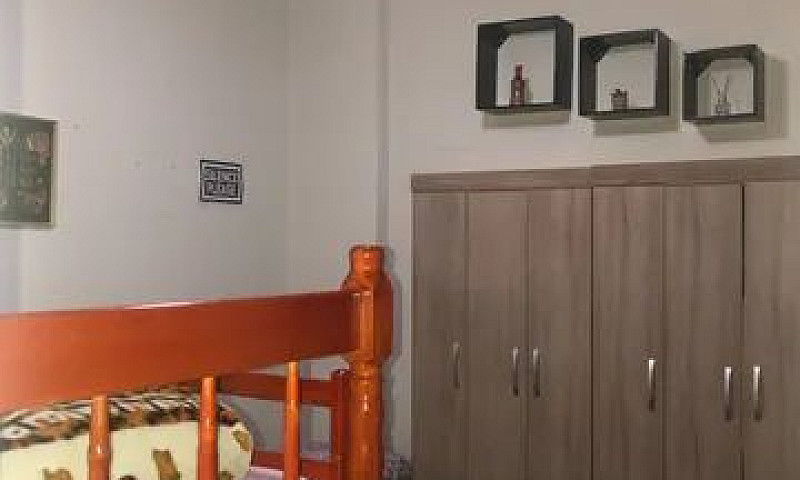 Alugo Vaga Masculina...