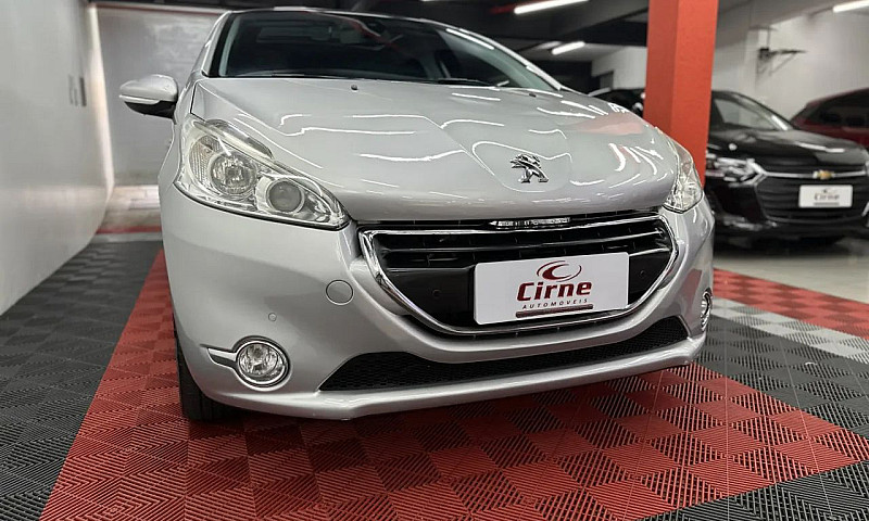 Peugeot 208 Griffe 1...