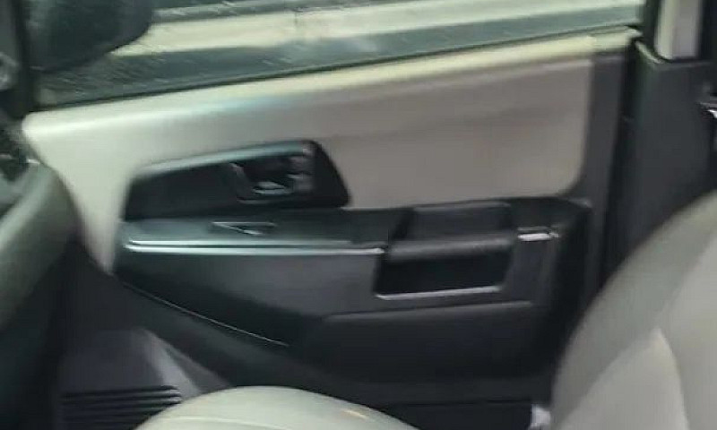 Mitsubishi Pajero Tr...