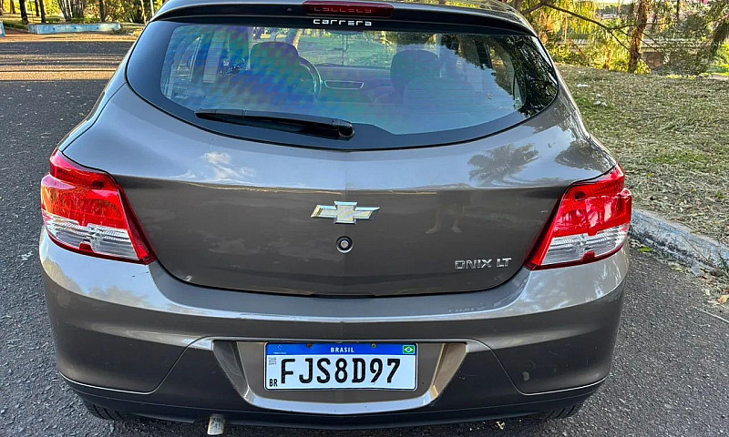 Chevrolet Onix Hatch...