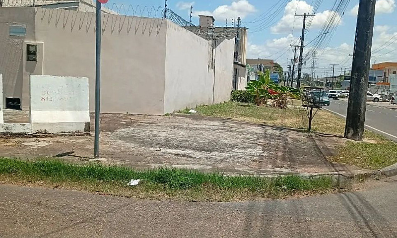 Casa Com Piscina Sem...