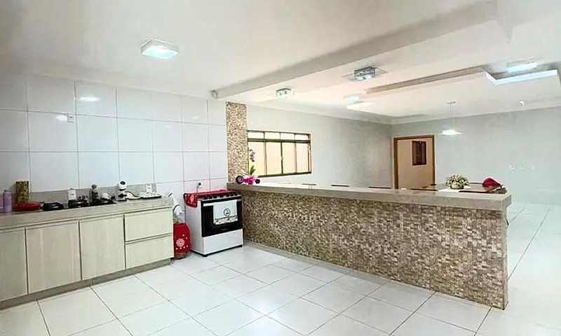 Belíssima Casa A Ven...