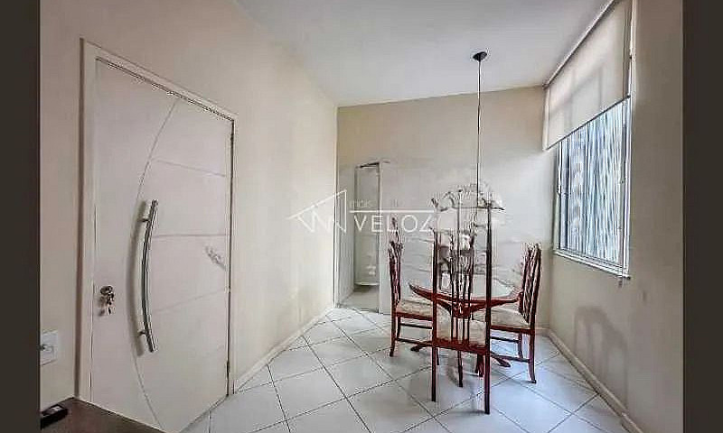 Apartamento : / Resi...