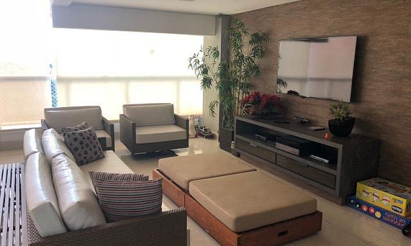 Apartamento 3 Suítes...