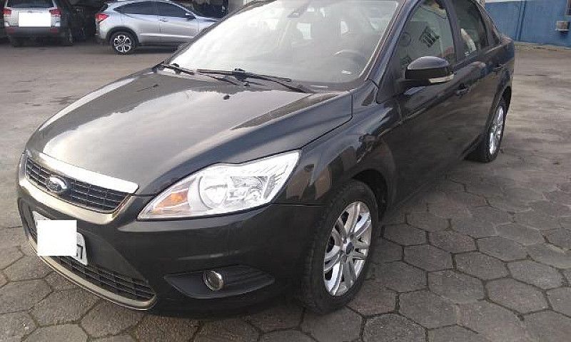 Ford Focus 2L...