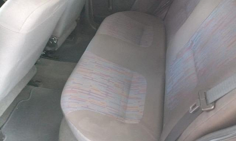 Gm - Chevrolet Celta...