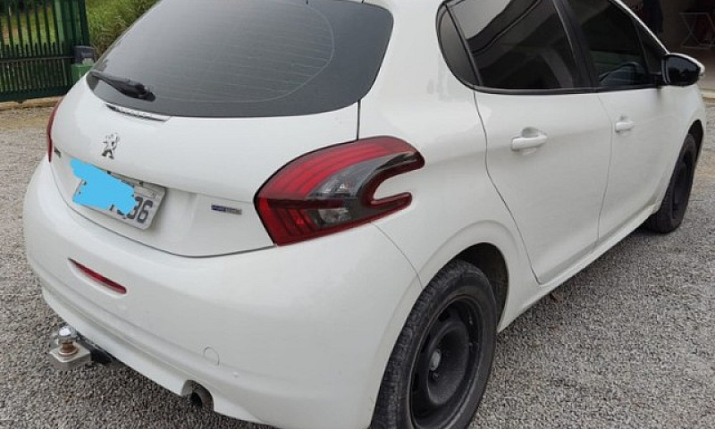 Peugeot 208 Active 2...