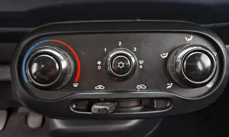 Fiat Uno 2020 Attrac...