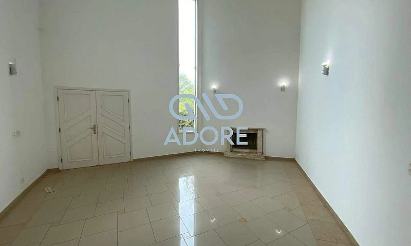 Casa Á Venda No Cond...