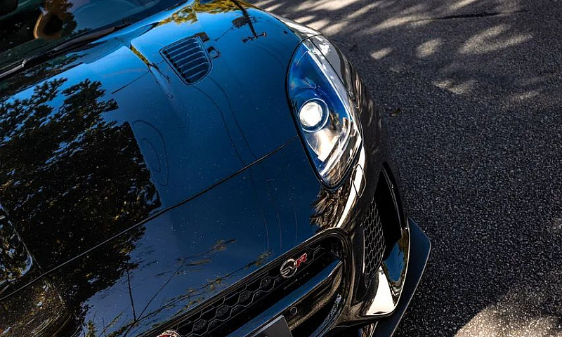 Jaguar F-Type Svr Aw...