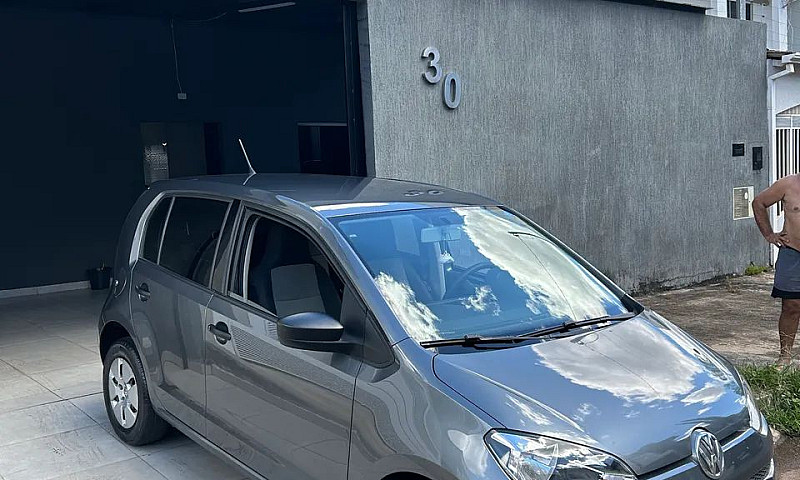 Volkswagen Up! Take ...