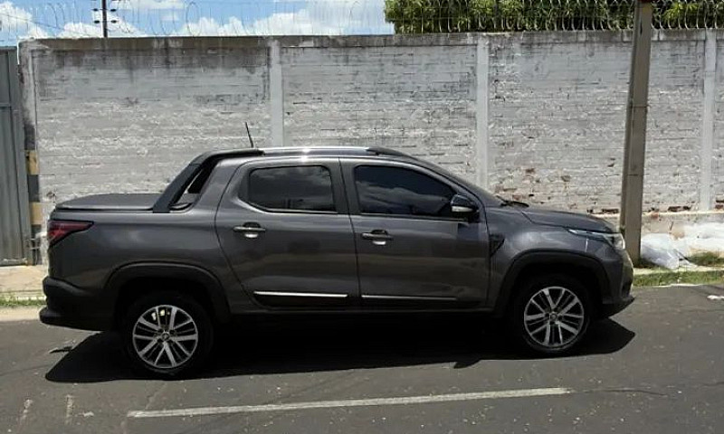Fiat Strada Volcano ...