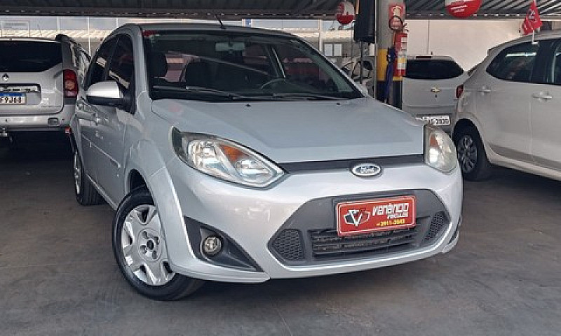 Fiesta 2014 Zetec 1....