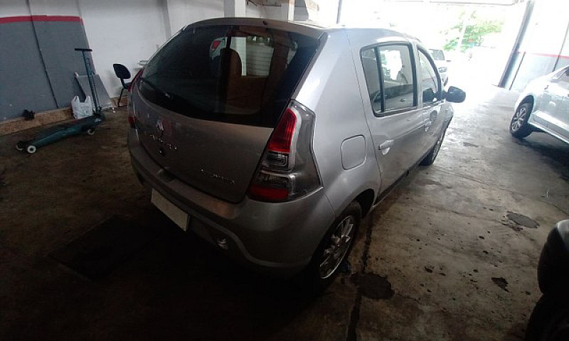 Sandero Previlege 1....