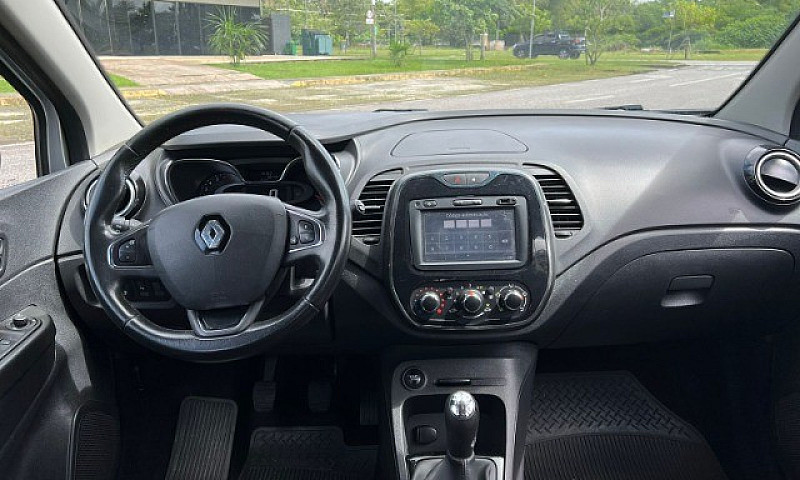 Captur Zen 1.6 ...