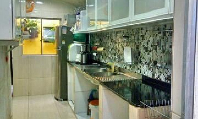 Vendo Casa Na Cidade...