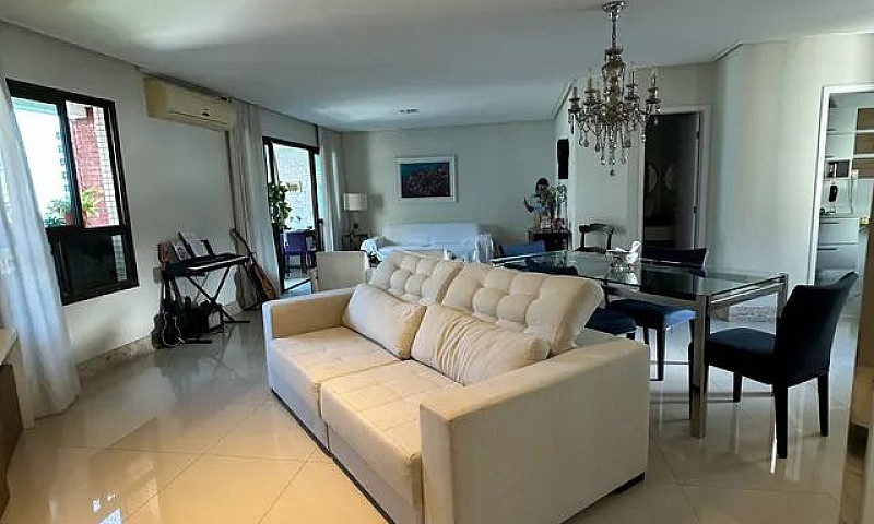 . Gilberto Vila Nova...
