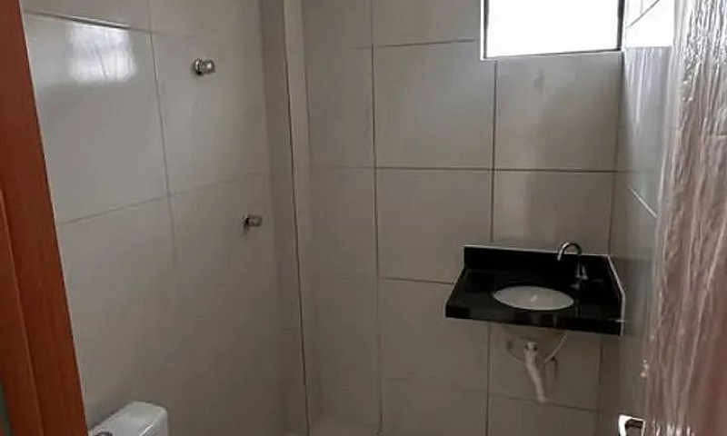 Aluga-Se Apartamento...