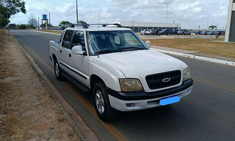 Chevrolet S10 Pick-U...