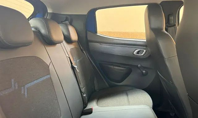 Renault Kwid Intense...