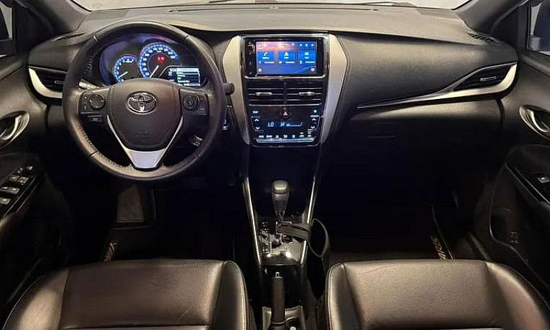 Toyota Yaris Xs 1.5 ...
