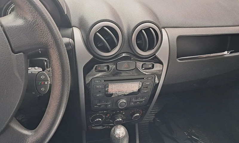 Renault Sandero Expr...