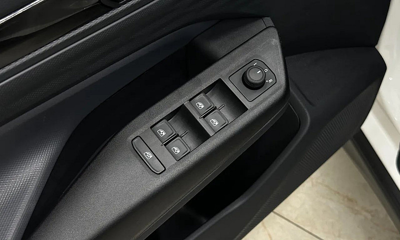 Volkswagen Tera 1.0 ...