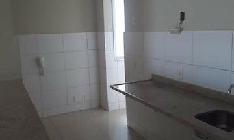 4 Quartos Sendo 1 Su...