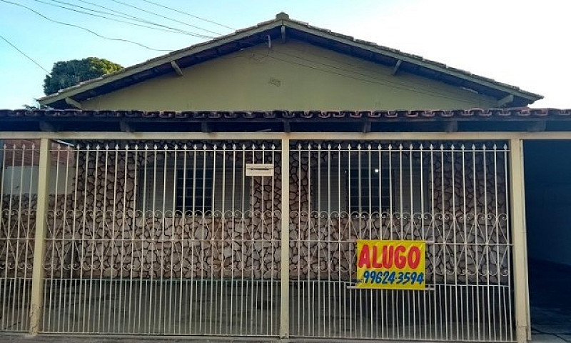 Casa Em Trindade....