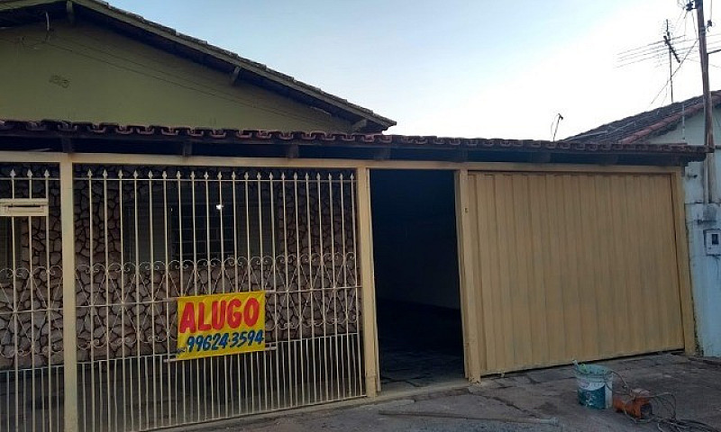 Casa Em Trindade....