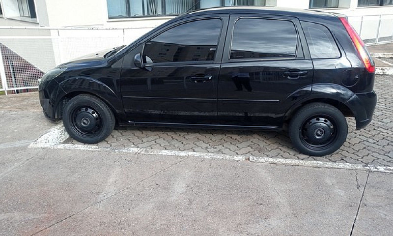 Ford Fiesta S/E 2014...