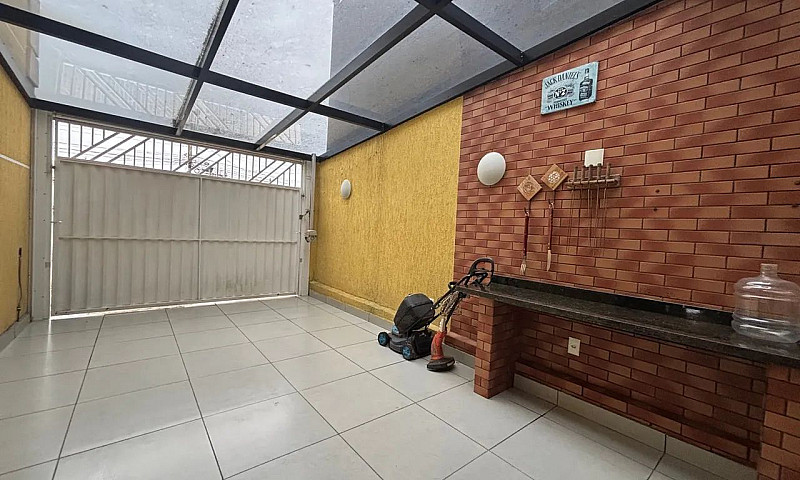 Triplex Mobiliado Co...