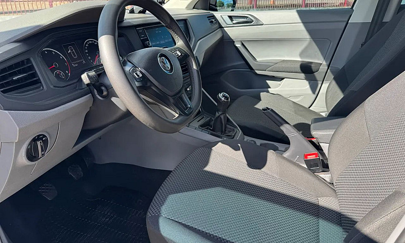 Volkswagen Polo 1.6 ...