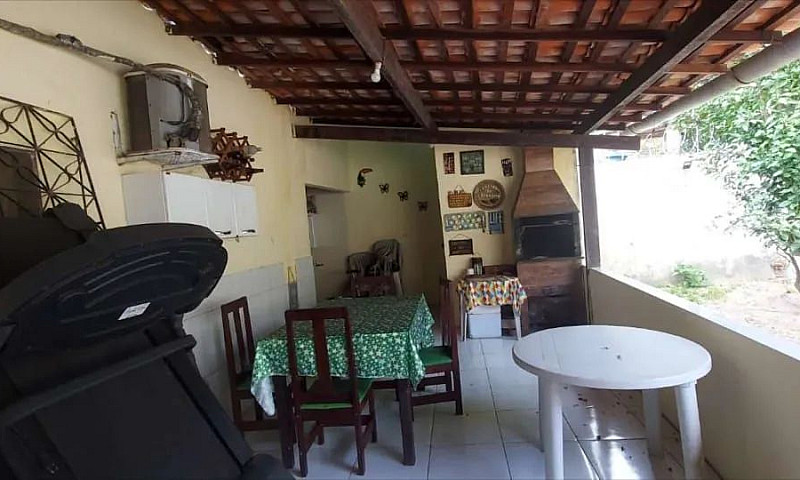 Vendo Casa Com Pisci...
