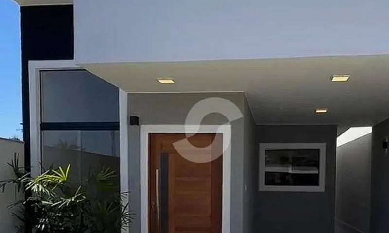 Casa Com 3 Dormitóri...