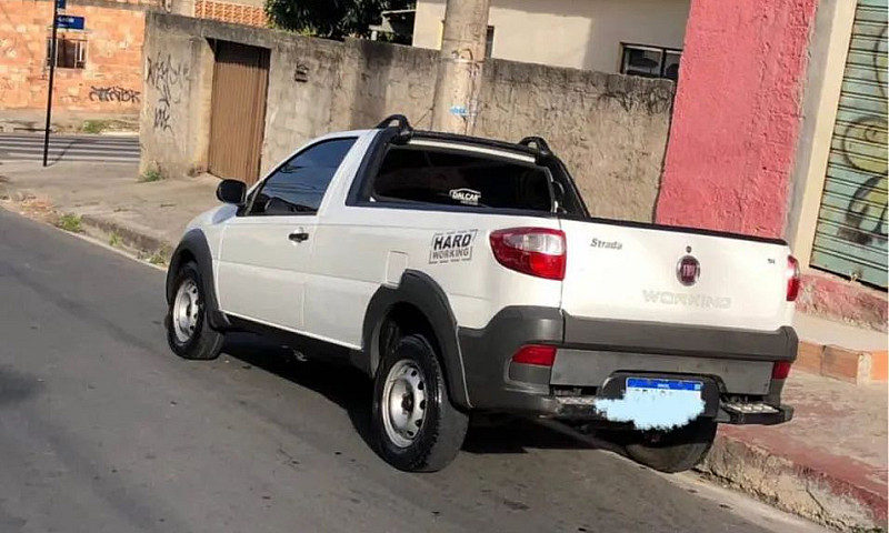 Fiat Strada Working ...