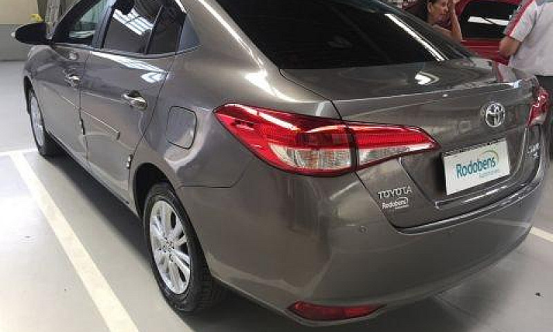 Toyota Yaris 2018/20...
