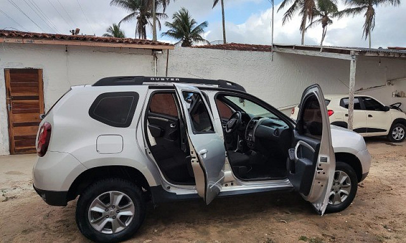 Renault/Duster 16 A ...