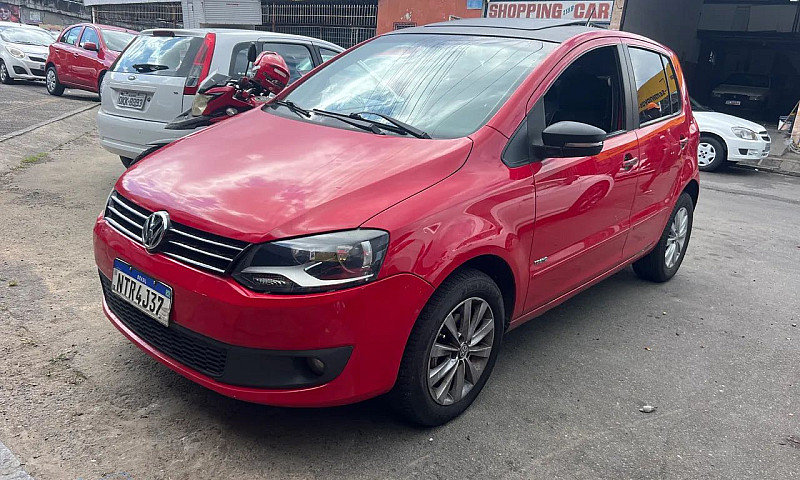 Volkswagen Fox 1.6 M...