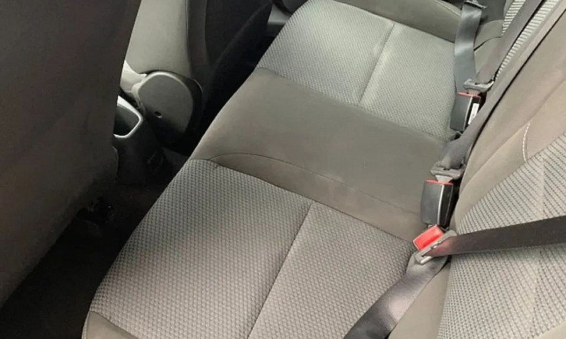 Chevrolet Onix Hatch...