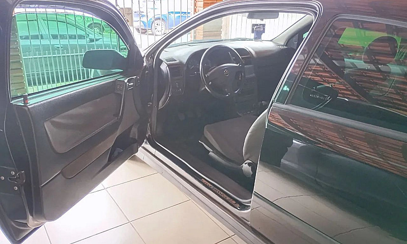 Chevrolet Astra Adva...