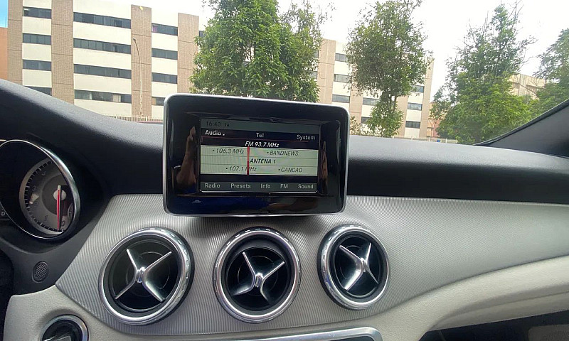 Mercedes-Benz Gla 20...