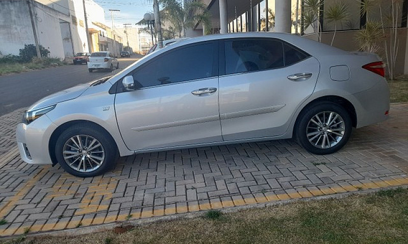 Toyota Corola Altis ...