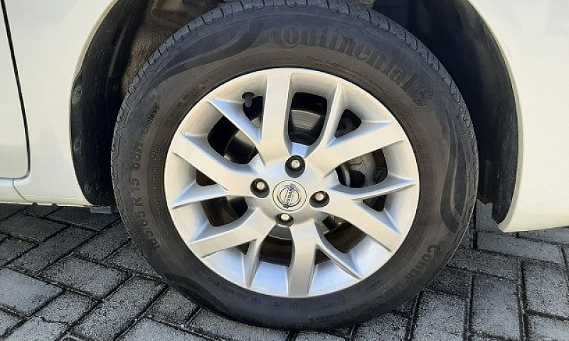 Versa 1.6 Sv Cvt  20...