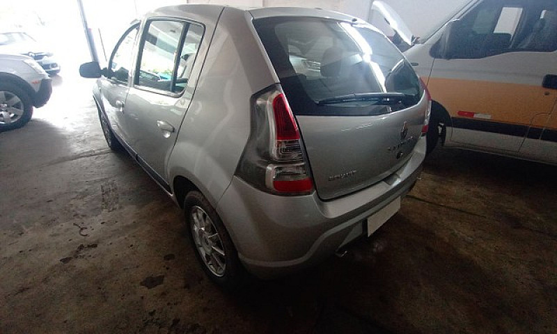 Sandero Previlege 1....