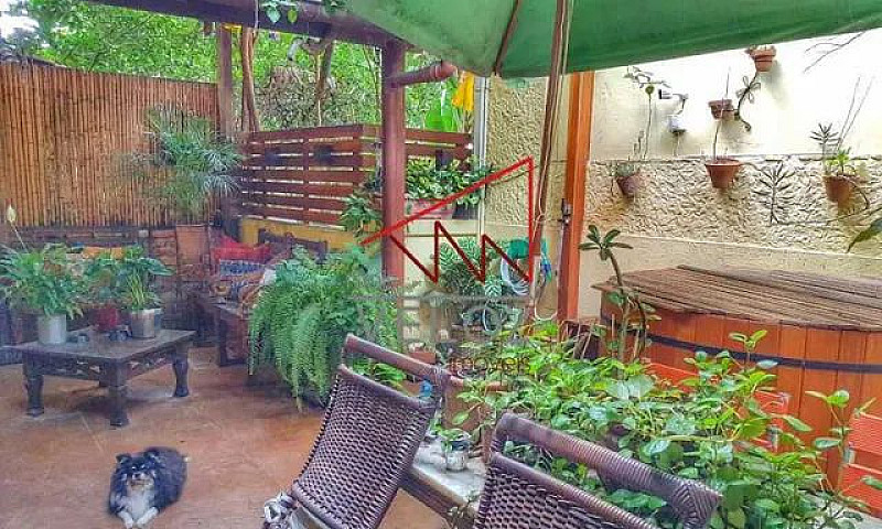 Apartamento-À Venda-...