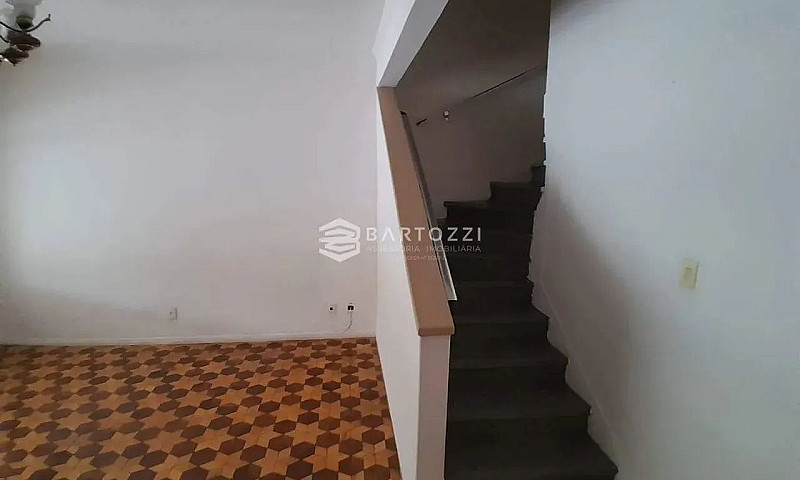 Sobrado 02 Dormitori...